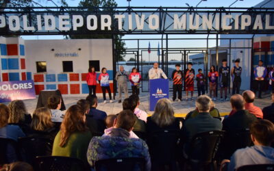 EL INTENTENDENTE MAXIMILIANO RIVAROLA REINAUGURÓ EL POLIDEPORTIVO MUNICIPAL «PROF. CARLOS A. MATEOS»